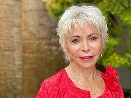 Isabel Allende: «El nacionalismo cristiano y blanco de Trump es peligroso y absurdo»