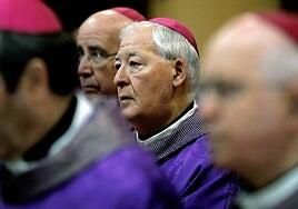 El obispo de verbo incendiario que a todos enfada