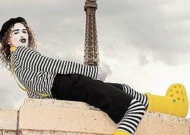 Tommy Cash, el esperpento eurovisivo icono de la Semana de la Moda de París