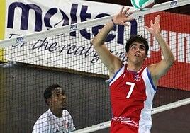 El CV Guaguas apuesta por la elegancia y la clase del colocador Arturo Iglesias