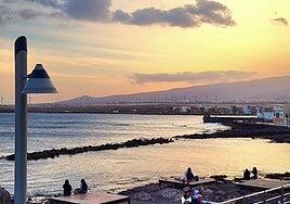 Cielos despejados y viento moderado marcan el tiempo en Canarias