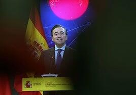 Albares pide a Feijóo un pacto de Estado por la cooficialidad de las lenguas