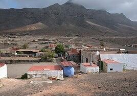 El Parlamento, por unanimidad, da luz verde a la Ley que da seguridad jurídica al caserío de Cofete