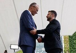 Merz promete ante Zelenski que Alemania ayudará a Ucrania a fabricar misiles de largo alcance