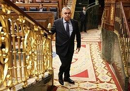 El PSOE cede a la presión interna y abre expediente informativo a Leire Díez