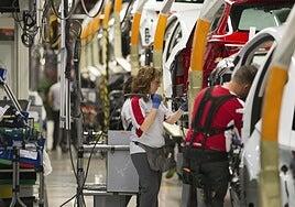 Los coches y el acero europeos quedan fuera de la sentencia que paraliza los aranceles de Trump