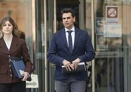 La jueza procesa al novio de Ayuso por fraude fiscal y falsificación de documentos