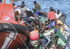 Archivan la investigación sobre el vuelco del cayuco de El Hierro en el que murieron siete personas