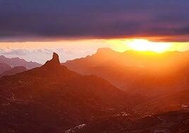 Cielos despejados, temperaturas en descenso en las cumbres y viento, protagonistas de la jornada