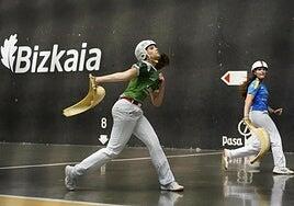 España vence a Euskadi en su primer partido oficial de pelota en Gernika