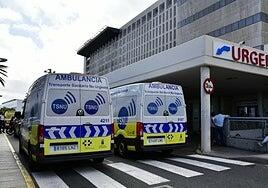 Muere un trabajador al caerle un muro de piedras en Arucas