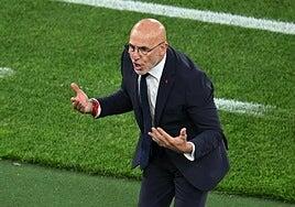 De la Fuente: «Unai Simón ha sido muy maltratado, espero que se le reconozca»