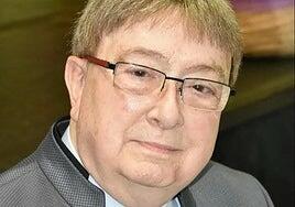 Muere Enrique Marzal, el modista que vistió a la Reina Letizia, a la Princesa Leonor, Lola Flores y Rocío Jurado