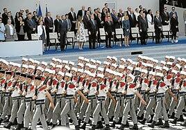 Trump se regala un desfile de vanidad