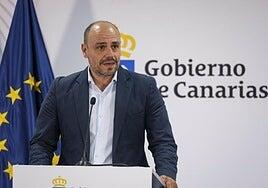 Canarias exige a Infancia declarar la emergencia migratoria en las islas para activar el reparto