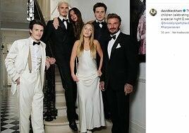 Cara y cruz en el clan Beckham: Carlos III nombrará caballero a David mientras su hijo Romeo rompe con Kim Turnbull