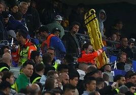 Muere un aficionado tras precipitarse al vacío desde lo alto del Allianz Arena durante la final de España