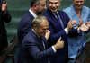 Tusk anuncia una remodelación del Gobierno polaco tras superar una moción de confianza