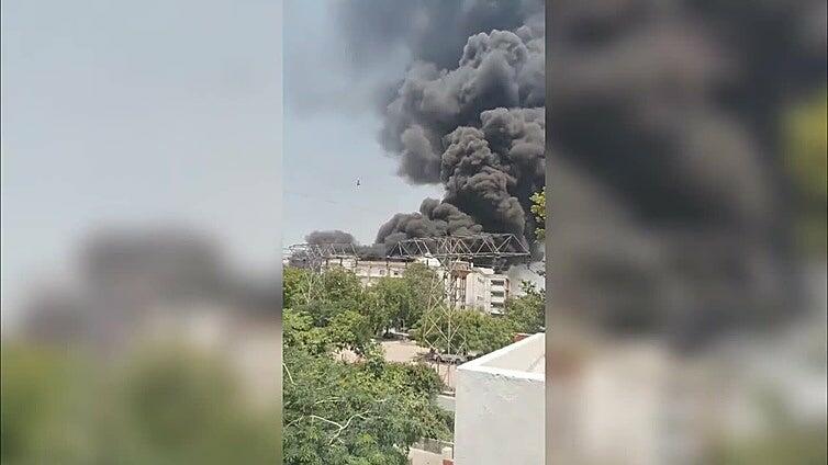 Un avión se estrella en India con 242 personas a bordo