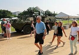 Trump ejerce de comandante en jefe