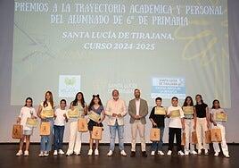 Santa Lucía premia la trayectoria del alumnado de Primaria