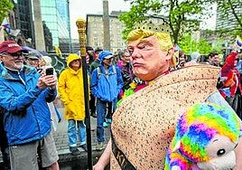 Una ola de protestas ciudadanas clama contra el «autoritarismo» de Trump