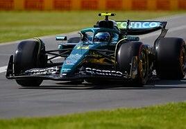 Russell sorprende con la pole y Alonso brilla