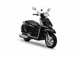 La familia X de Lambretta crece con la nueva X300 GT, un scooter cool y turístico