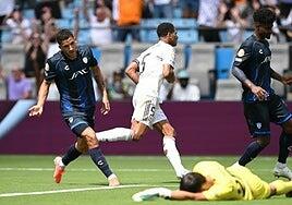 El Madrid se crece sin Asencio para someter al Pachuca