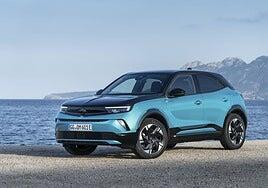 Al volante del Opel Mokka Electric: Estilo audaz y hasta 406 km de autonomía