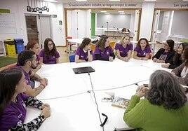 Educación justifica en la baja matrícula la eliminación del ciclo presencial de Igualdad en Canarias