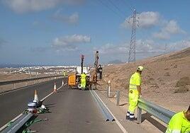 Vallado para que no se aparque en Las Grietas
