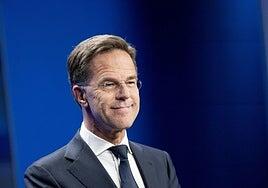 Rutte pide a los aliados que se centren en aumentar el gasto militar y que no se preocupen por EE UU