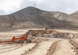 La red de riego de Tinajo y Teguise se podrá estrenar en poco más de un año