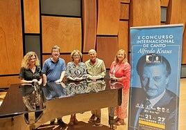 27 cantantes pasan las preliminares de Florencia y Madrid del concurso Kraus