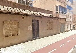 Mata a su mujer a cuchilladas en Almería y trata de suicidarse tirándose por un barranco