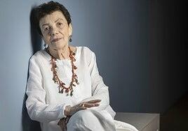 Los poéticos instantes decisivos de Graciela Iturbide