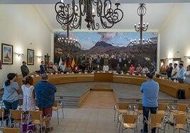 El conflicto del albergue llega al pleno de Santa Lucía