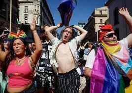 El colectivo LGTBI europeo doblega a Orbán con el Orgullo más multitudinario de Budapest