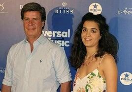 La lista de bodas de Cayetano Martínez de Irujo: de las servilletas de 150 euros al mueble-bar de 28.000