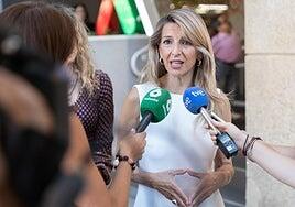 Sánchez resiste la presión de Sumar y la ansiedad del PSOE y mantiene sus planes