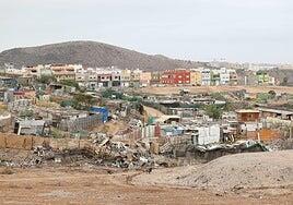«Ratas como caballos» en las chabolas de Ladera Alta