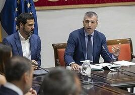 Domínguez reconoce que las tierras raras son una «oportunidad», pero «no a cualquier precio»