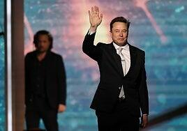 Musk desafía a la Casa Blanca con un nuevo partido