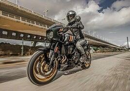 Suzuki crea una hipnótica neo-retro deportiva, la GSX-8TT