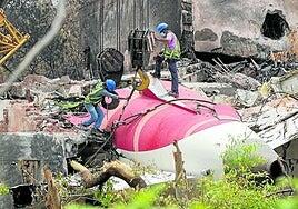 El Boeing siniestrado en India cerró el flujo de combustible a los motores