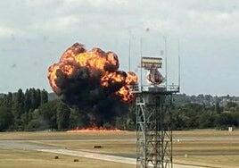 Una avioneta médica se estrella en el aeropuerto de Southend de Londres y obliga a su cierre