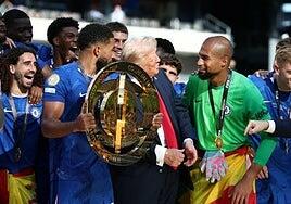 El negocio de Infantino y Trump no cautivó a la afición e indignó a grandes ligas y futbolistas