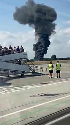 Un avión se estrella tras despegar del aeropuerto Southend de Londres