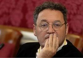 El Supremo pospone su decisión de enviar al banquillo al fiscal general hasta que se resuelvan los recursos